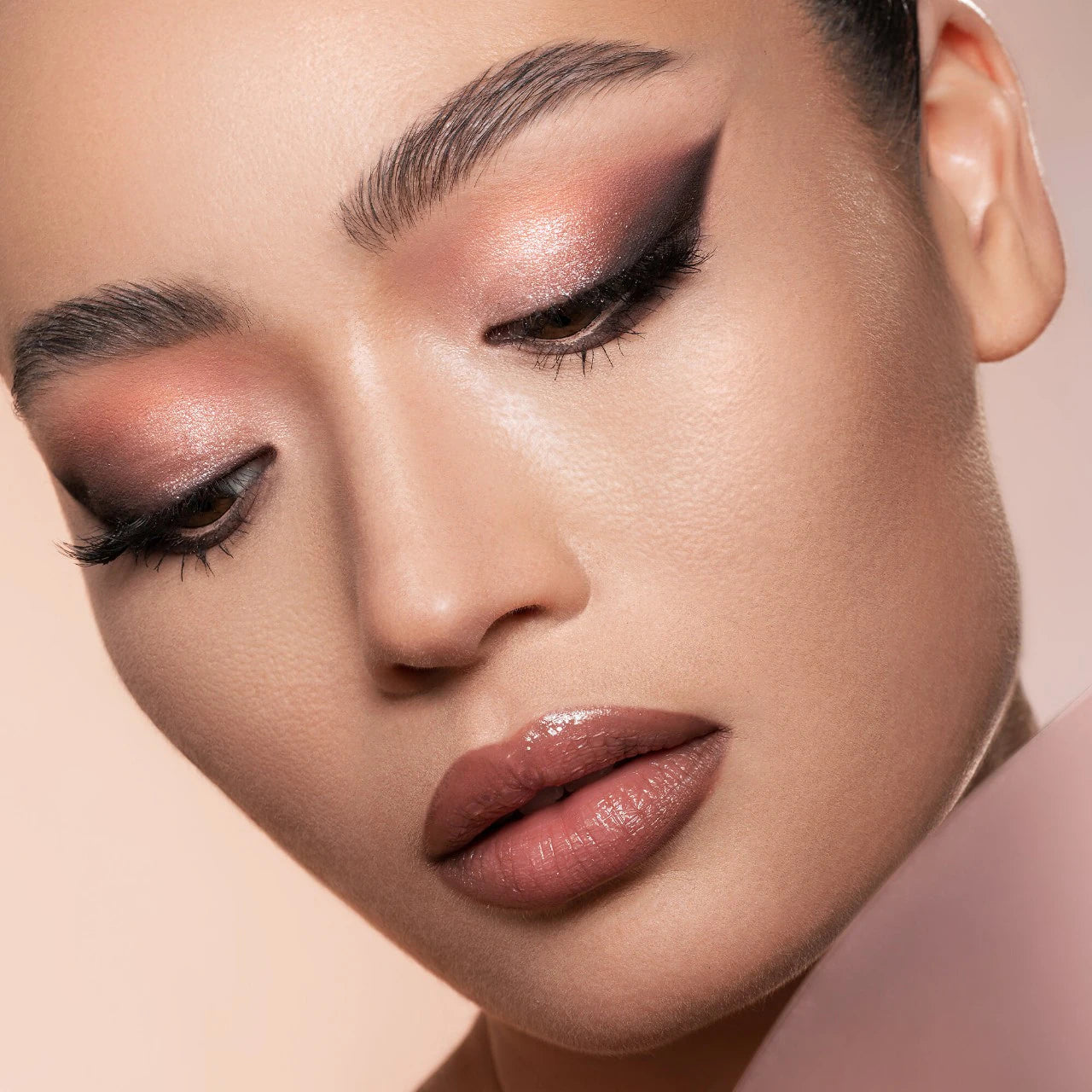 I Need a Nude Eyeshadow Palette