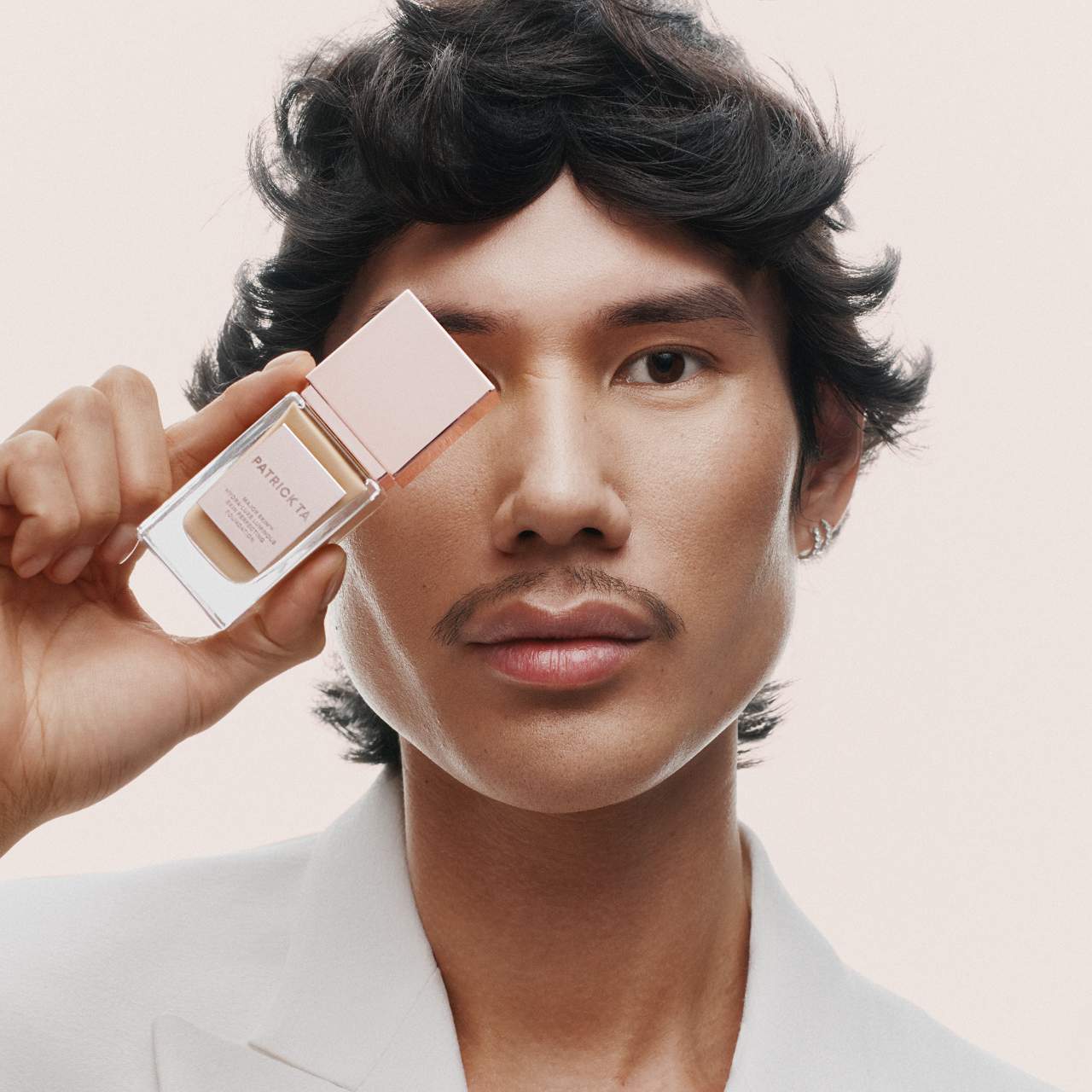 Major Skin Hydra-Luxe Luminous Skin Perfecting Foundation