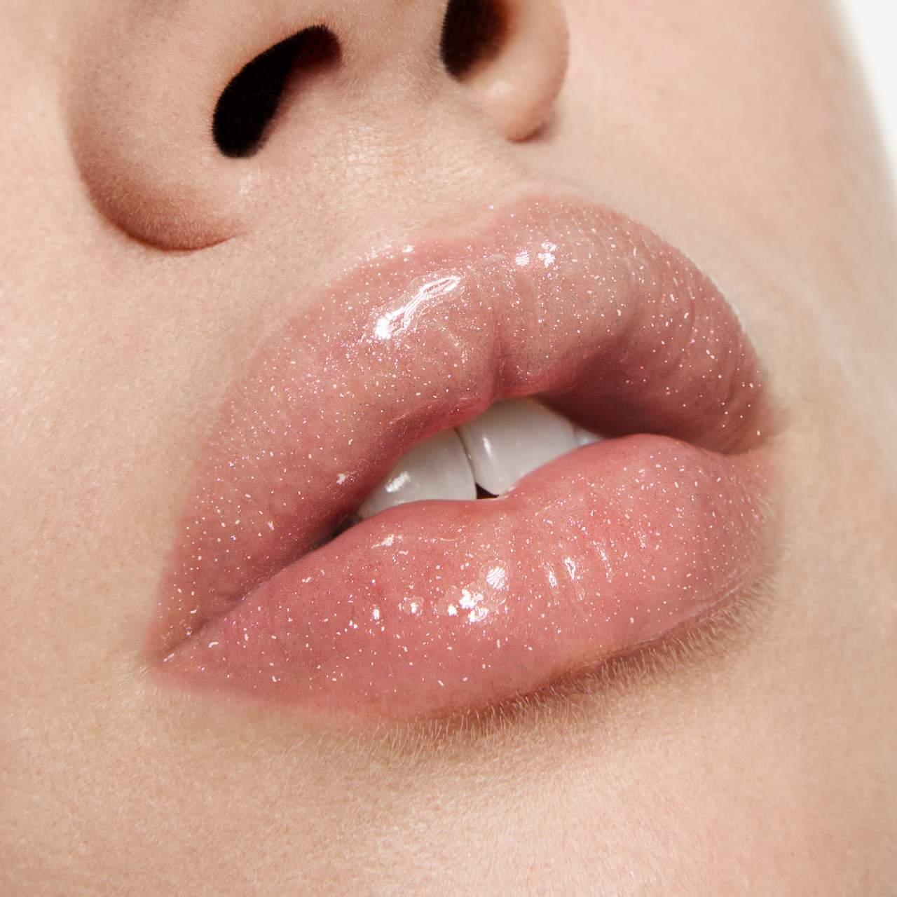 Lip Lacq- Maximising Lip Plumping Serum