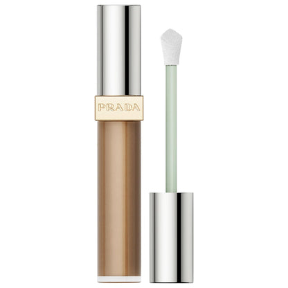 Micro-Correcting Blurring Concealer with Peptides