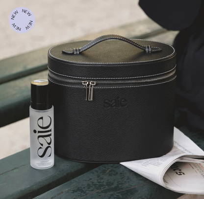 The Large Vanity Case