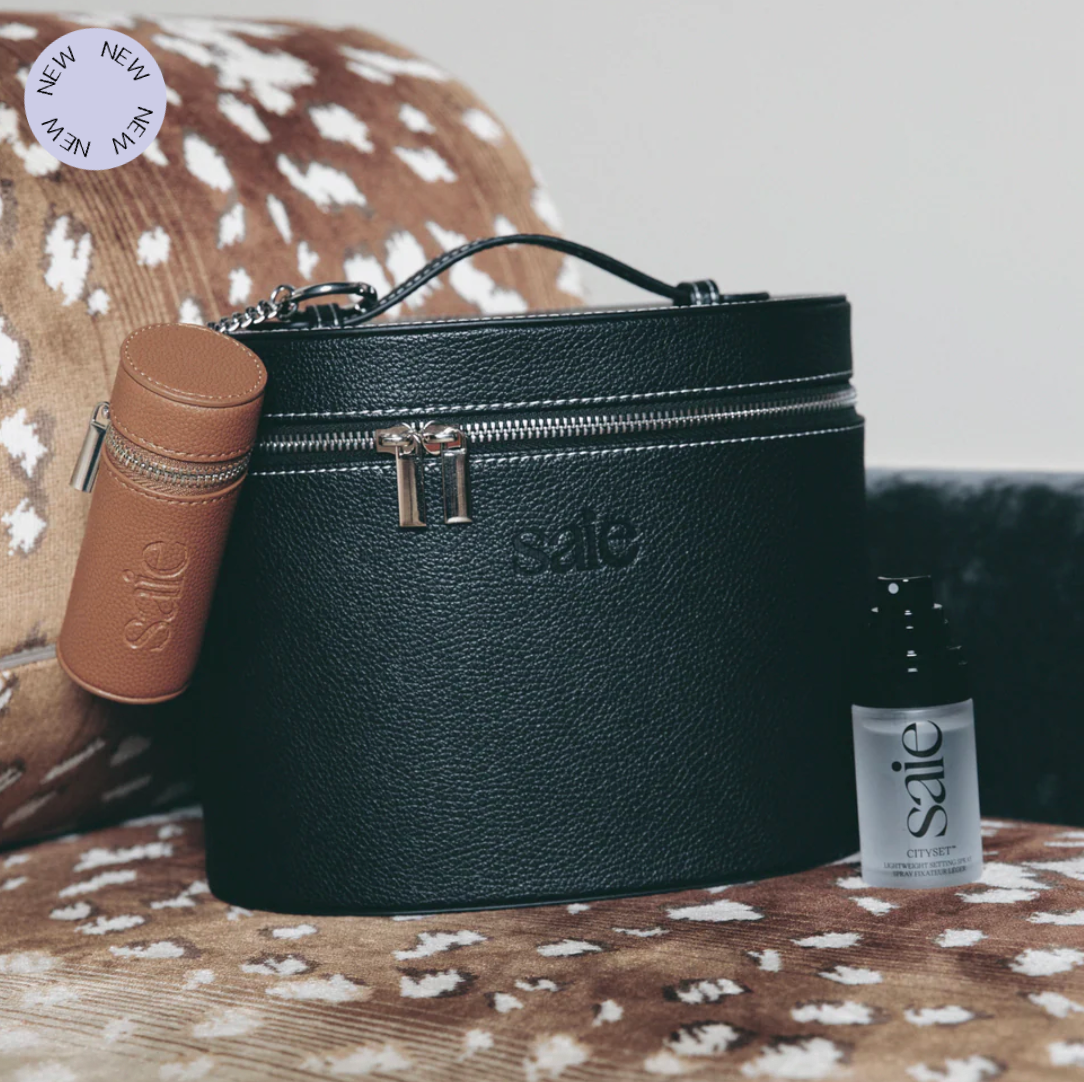 The Large Vanity Case