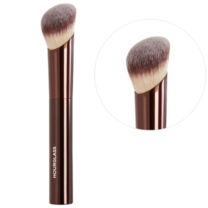 Ambient Soft Glow Foundation Brush