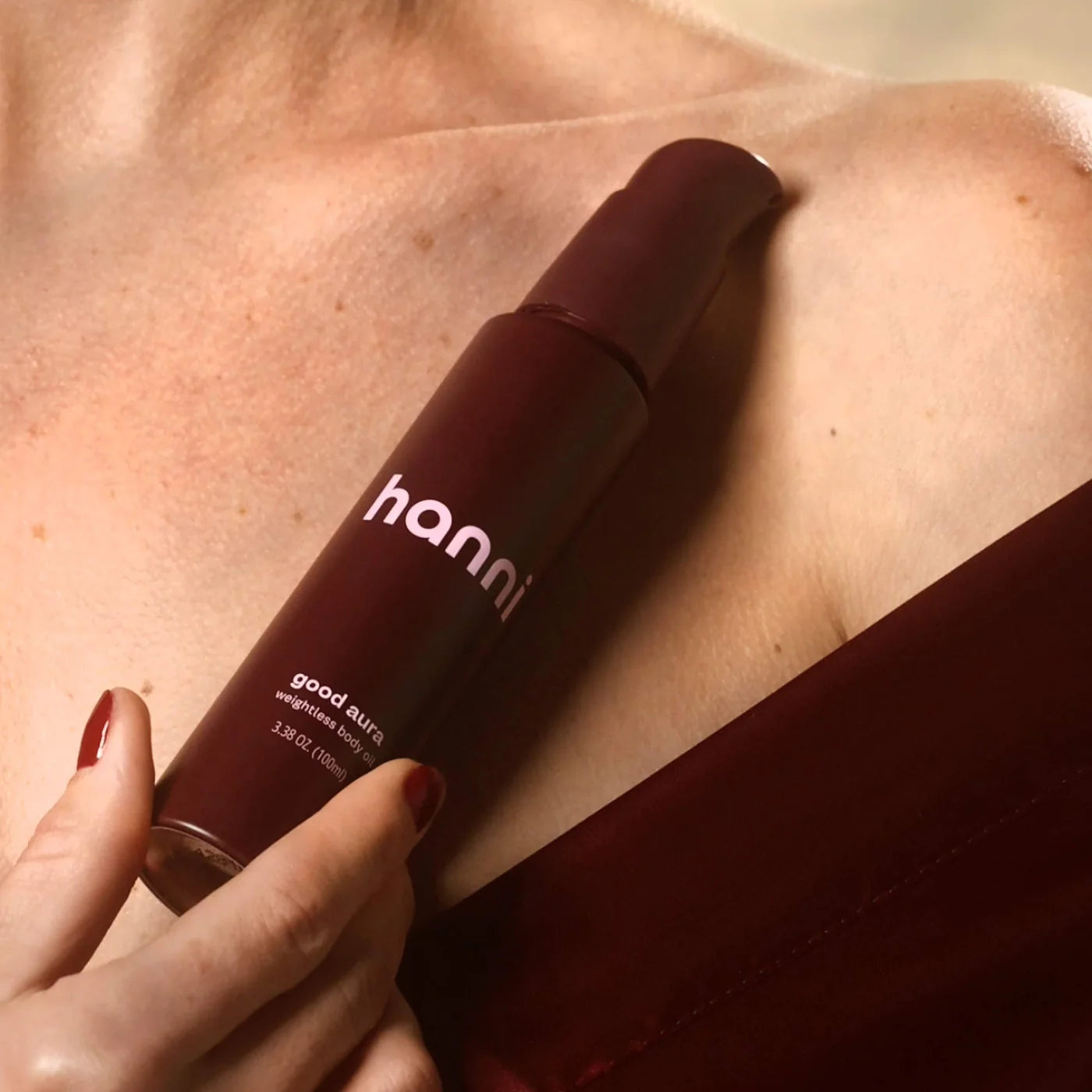 Good Aura Weightless Body Oil