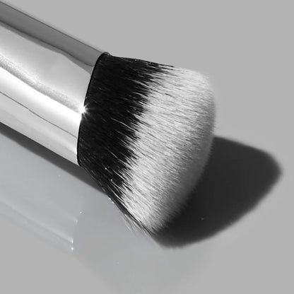 Cruelty-Free Concealer Brush