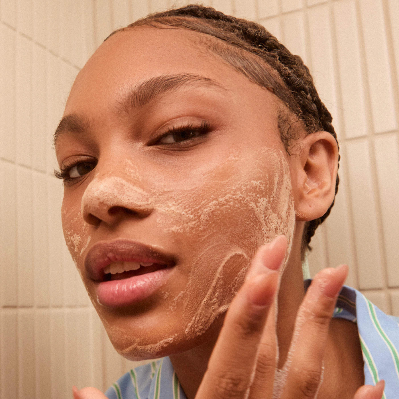 Kindly Clean Hydrating Gel Cleanser