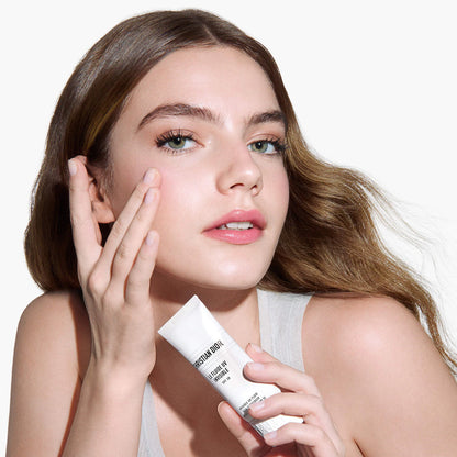 Invisible UV Fluid Hydrating Face Sunscreen