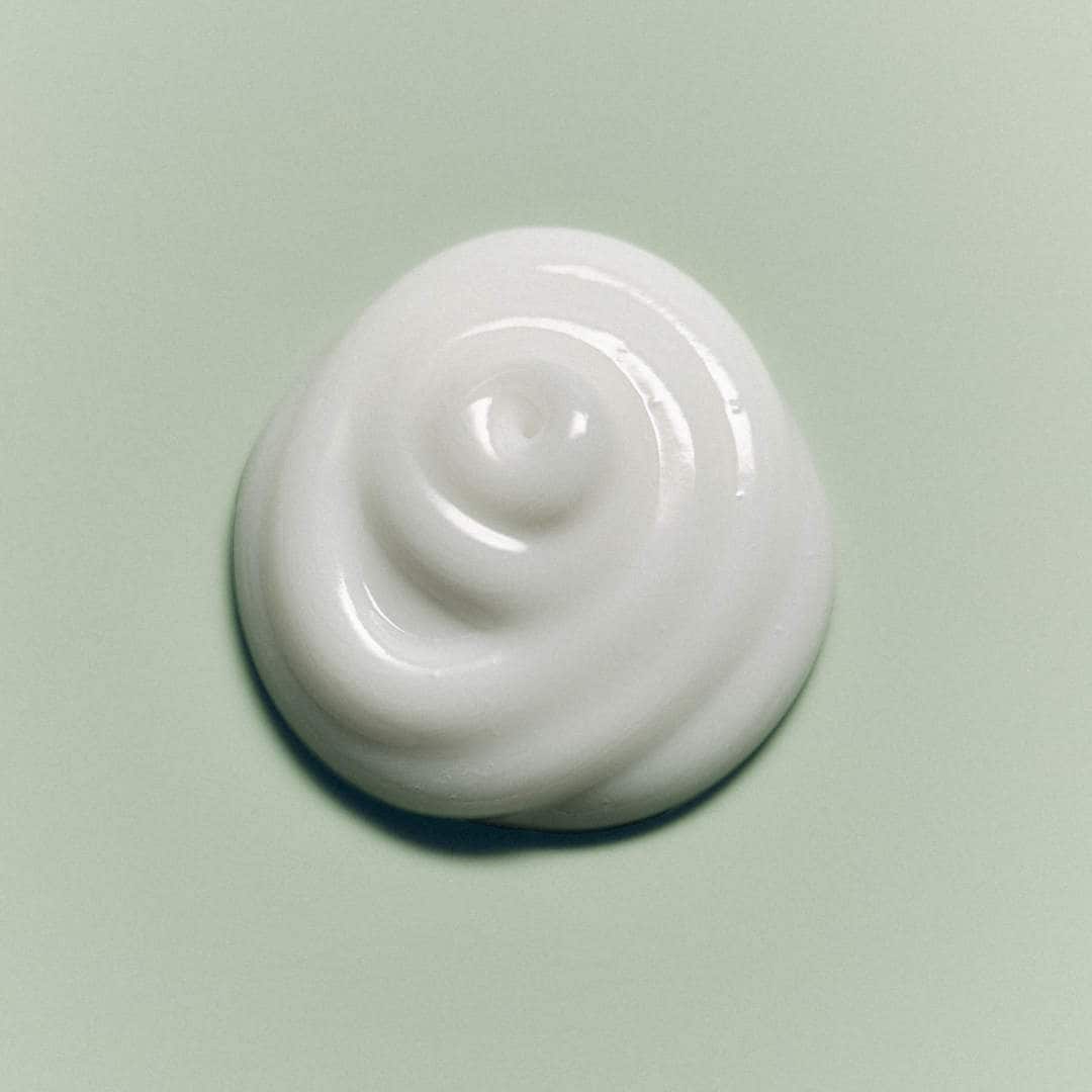 The Smoothing Air Dry Hair Styling Cream