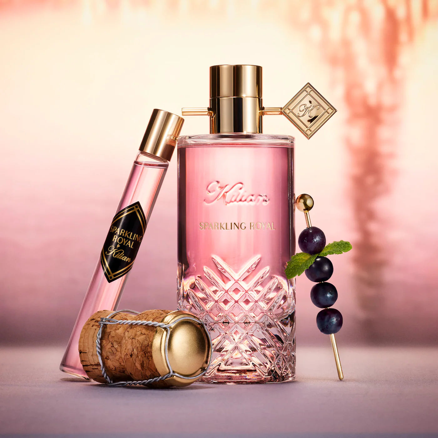 Sparkling Royal Eau de Parfum with Blackcurrant