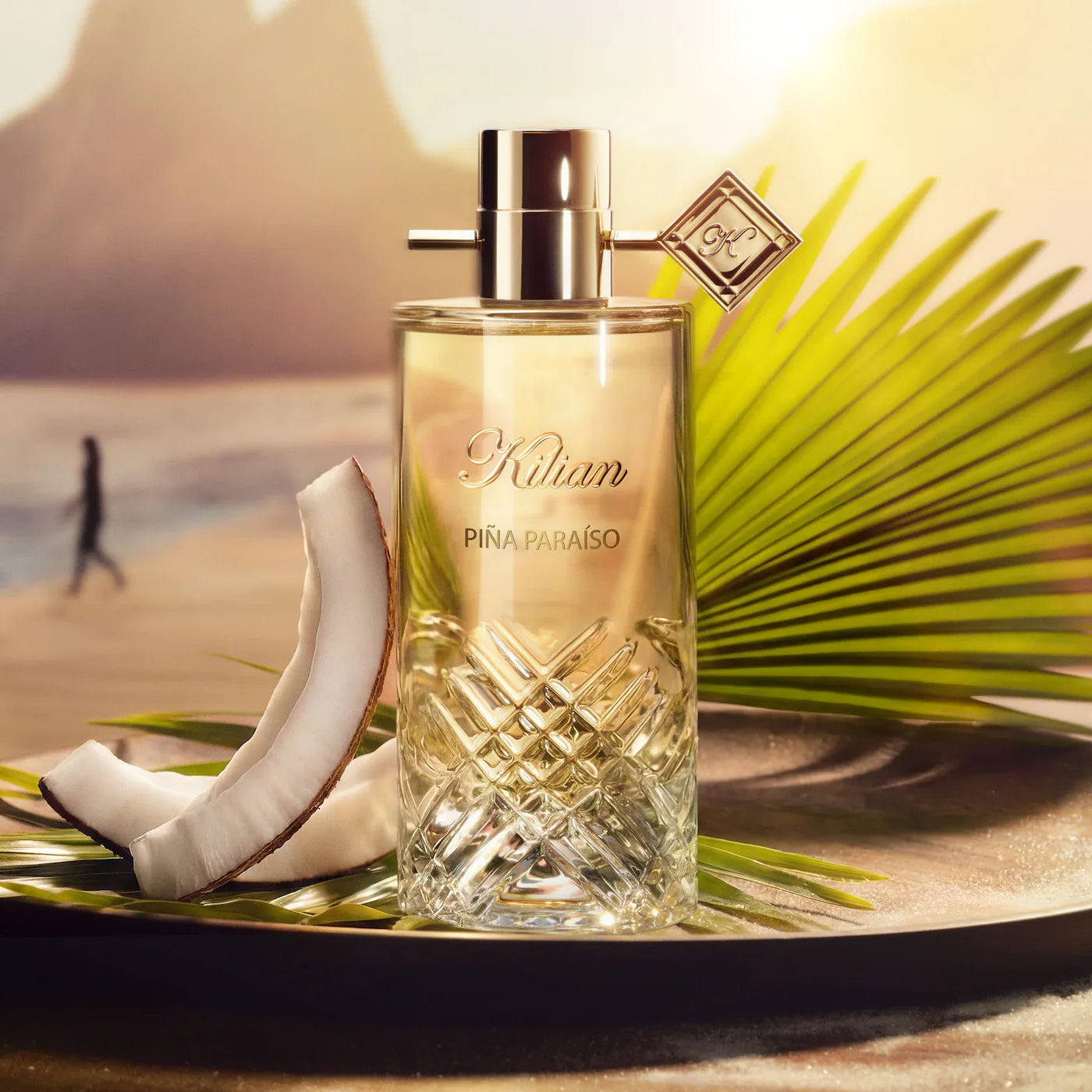 Piña Paraíso Eau de Parfum with Coconut