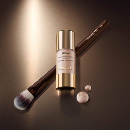 No. 16 Highlighter Brush