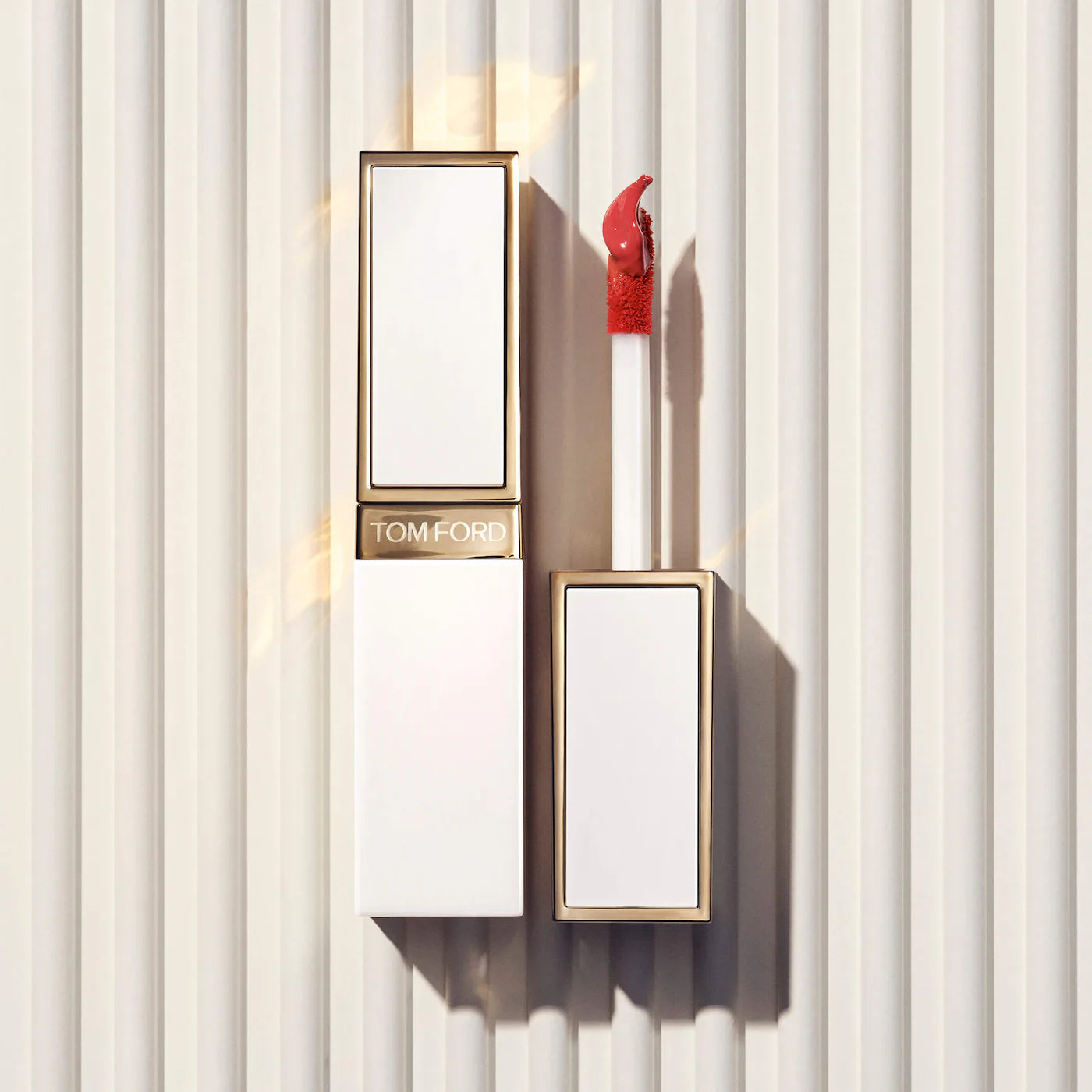 Soleil High-Shine Tinted Glow Plumping Lip Gloss