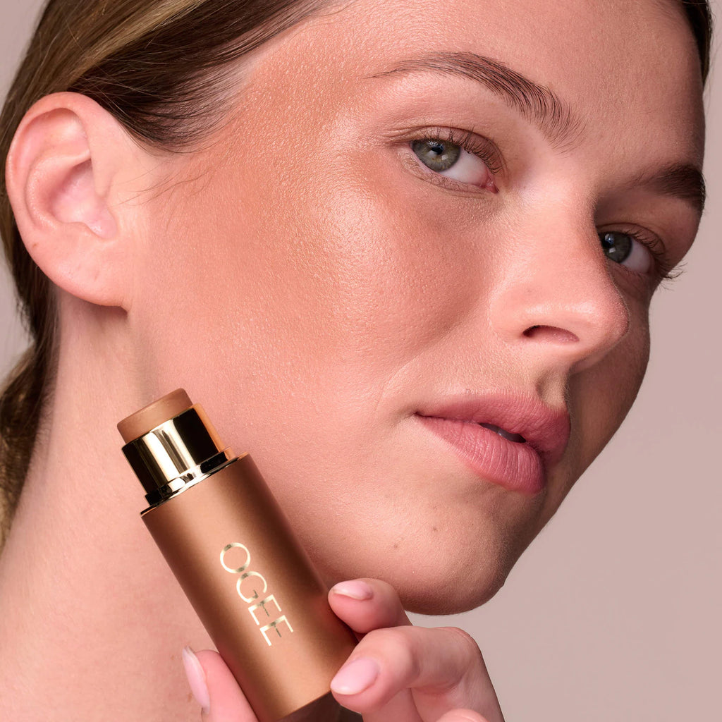 Sculpted Cream Bronzer and Contour Stick