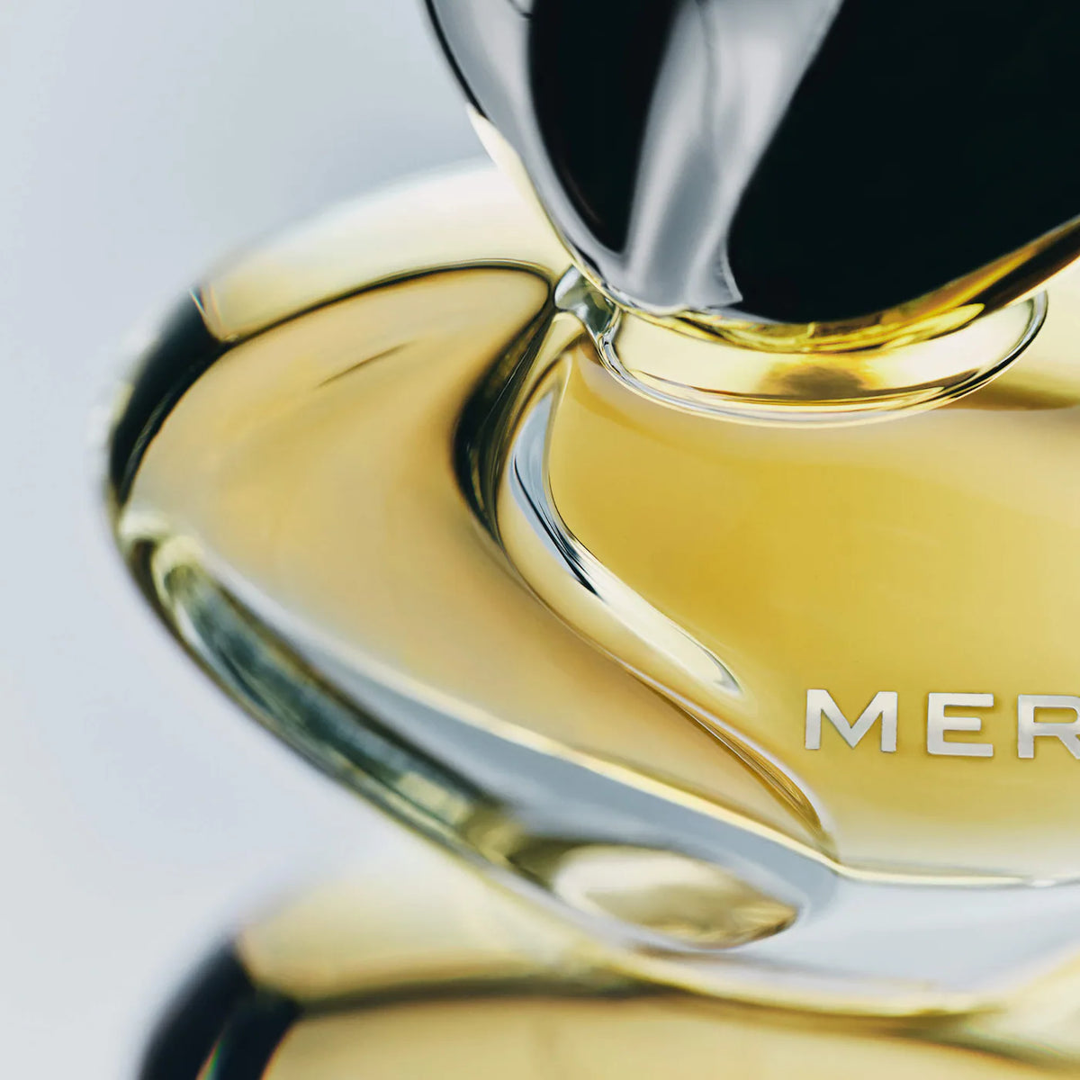 New Wave L'Extrait de Parfum